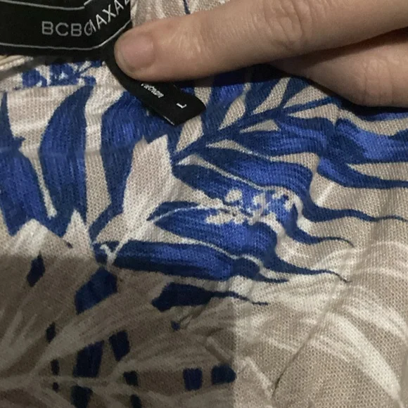 BCBGMaxAzria Blue and White Leaf Print Midi Dress - Picture 5 of 5